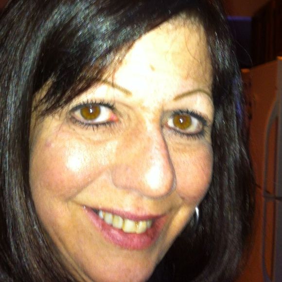 Profile Picture of Janet Barbieri (@occi) on Poshmark