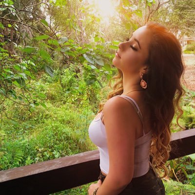 Profile Picture of Amanda Renner (@AmandaRenner12) on Twitter