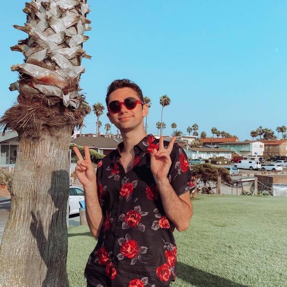 Profile Picture of Devin Carlson (@imdevincarlson) on Poshmark