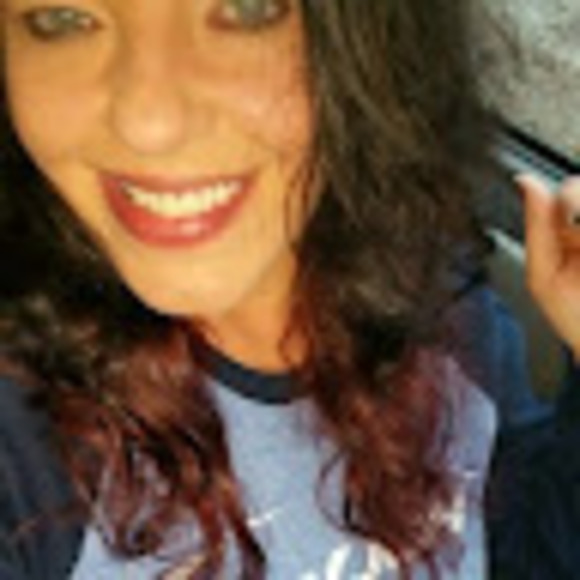Profile Picture of Jo Jarvis (@jojorussell68) on Poshmark