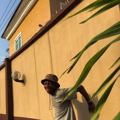 Profile Picture of Ikwere Wizard🧙‍♂️🏴‍☠️ (@LawrenceJesse11) on Twitter