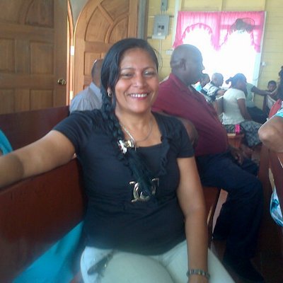 Profile Picture of Bibi Hussain (@bibi_01005) on Twitter