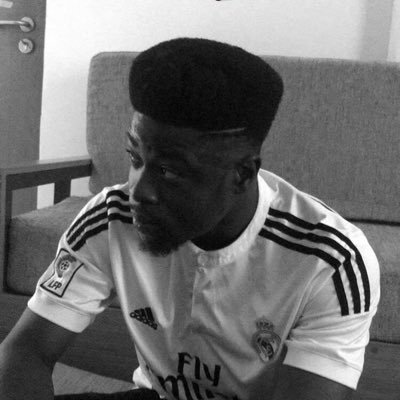 Profile Picture of Odunsi Arnold Daniel (@Dtopeboy) on Twitter