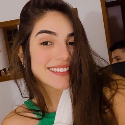 Profile Picture of Amanda Brites Lampert (@amandablampert) on Twitter