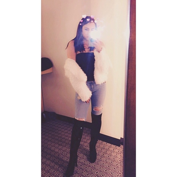 Alyssa Keck - Poshmark Profile Picture of Alyssa Keck (@alyssakeck14) on Poshmark