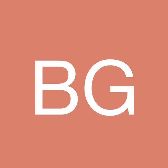 Profile Picture of Brittany Gettle (@bagettle2015) on Poshmark