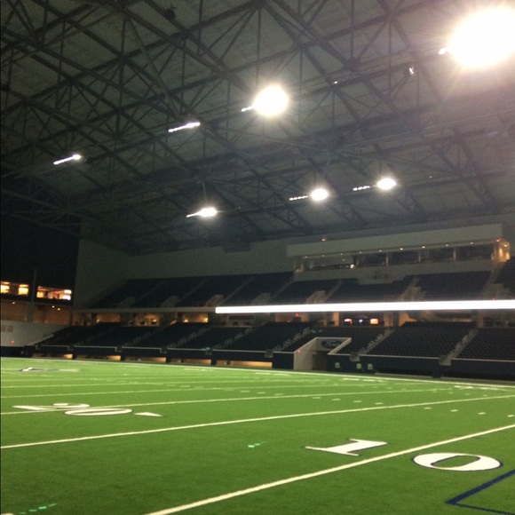 Profile Picture of Jose Vicuna (@vicuna2017) on Poshmark