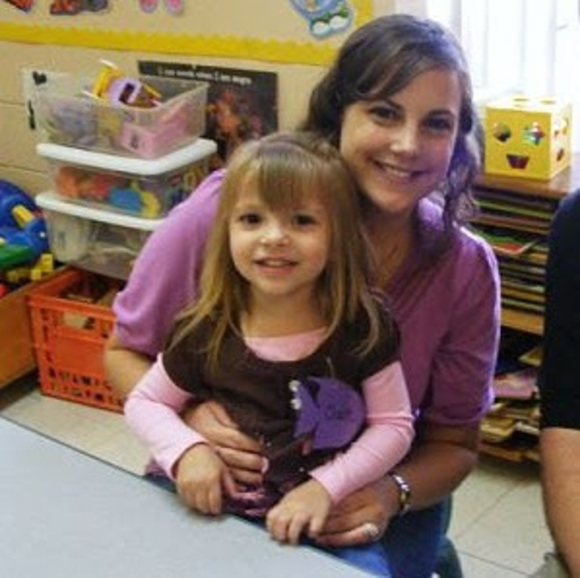 Profile Picture of Megan Campolieti (@megancampolieti) on Poshmark