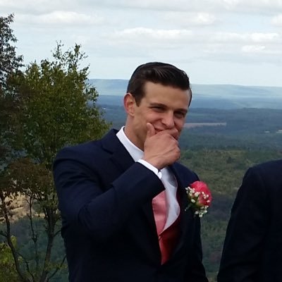 Profile Picture of Justin Terry (@alttlwhtduck) on Twitter