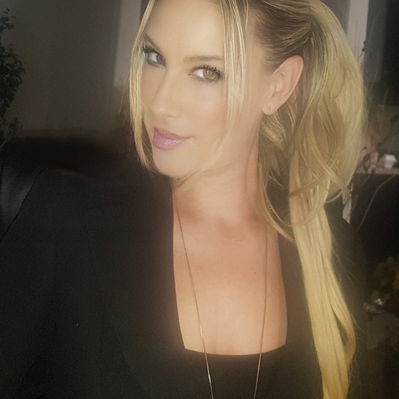 Shea Turry - Poshmark Profile Picture of Shea Turry (@sheridanshae23) on Poshmark