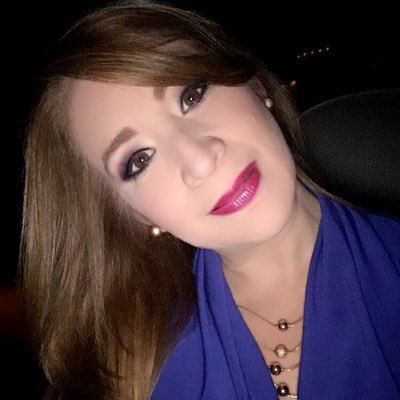 Profile Picture of Ana Rossina Troncoso (@@anarossina) on Twitter