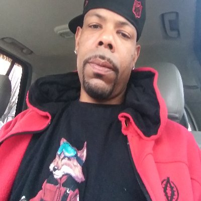 Profile Picture of Phillip Hardin-Moore (@PhillipHardinM1) on Twitter