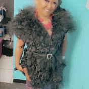 Profile Picture of DeVine Lux (@devinelux3673) on Youtube