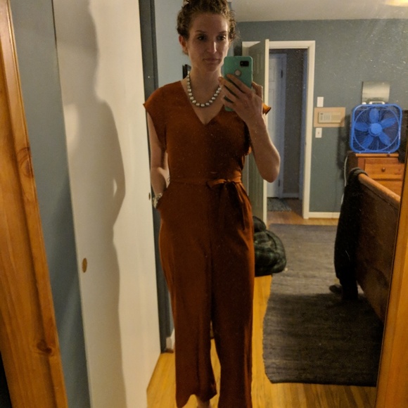 Profile Picture of Sara Goto (@sgoto) on Poshmark