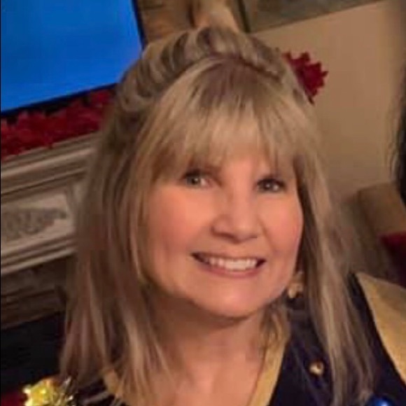 Profile Picture of Jodi Lavalla (@jlajodi) on Poshmark