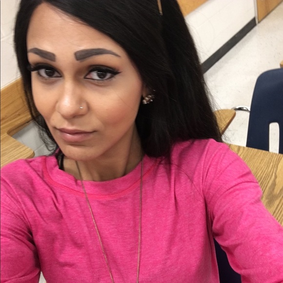 Profile Picture of Hope Ben-israel (@hope1295) on Poshmark