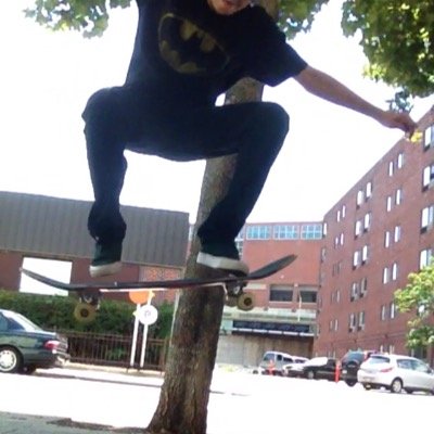 Profile Picture of David Betti (@daveplaysMC_) on Twitter