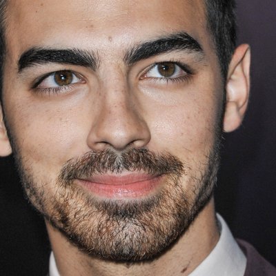 Profile Picture of Joe Jonas (@J0eF0rever_) on Twitter
