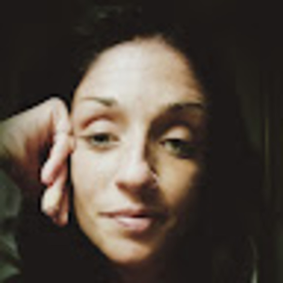 Profile Picture of Angelina rose Febbraro (@angelinarose09) on Poshmark