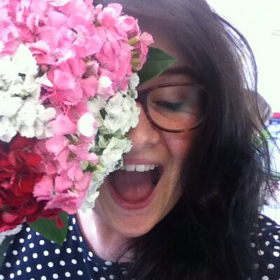 Profile Picture of Victoria (@VictoriaJ_Guy) on Twitter