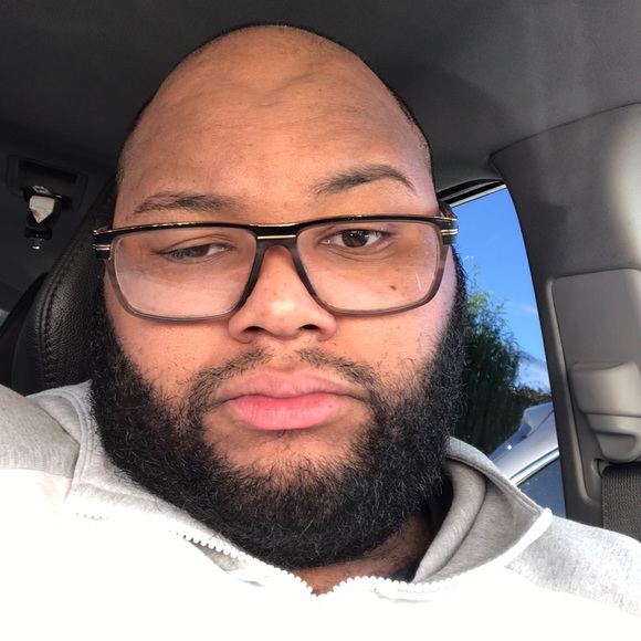 Cesar Peralta - Poshmark Profile Picture of Cesar Peralta (@clperalta1) on Poshmark