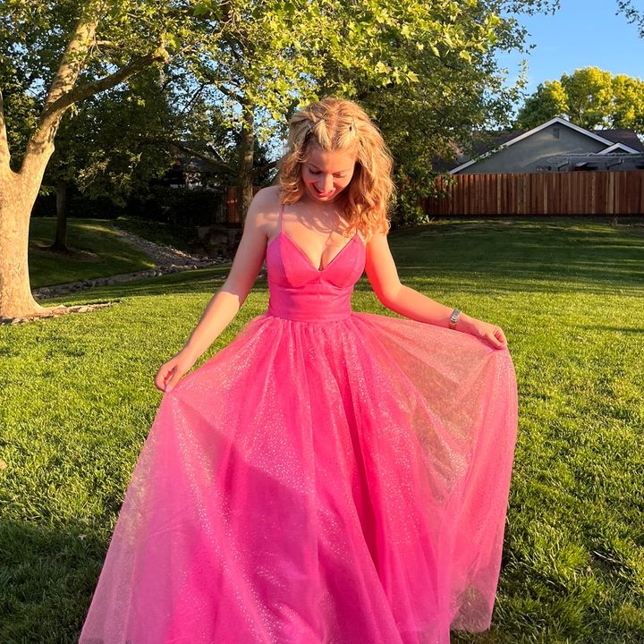 Profile Picture of carmen (@carmen.thd) on Tiktok
