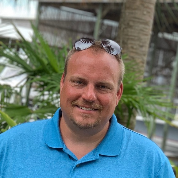 Profile Picture of Jon Mattison (@mattisonjr) on Poshmark