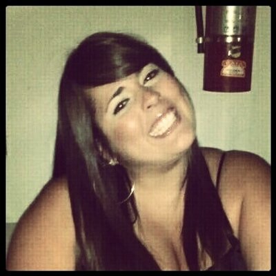 Profile Picture of Arlene Acevedo (@LinAcevedo) on Twitter