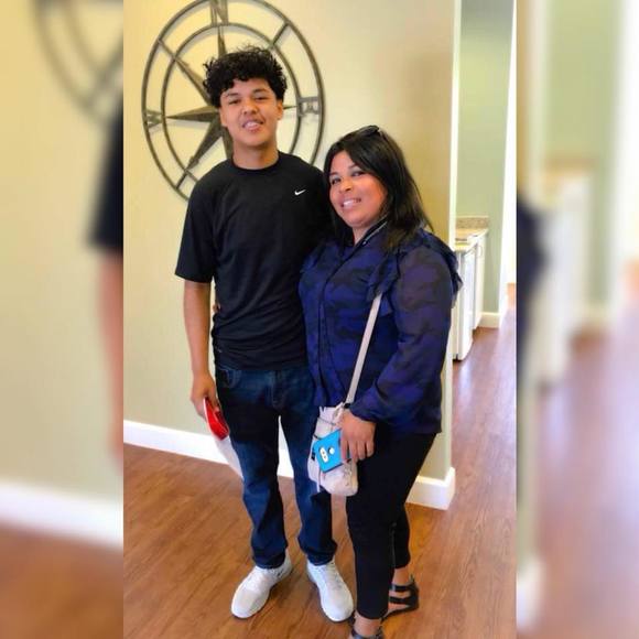 Profile Picture of Danny Enriquez (@412591) on Poshmark
