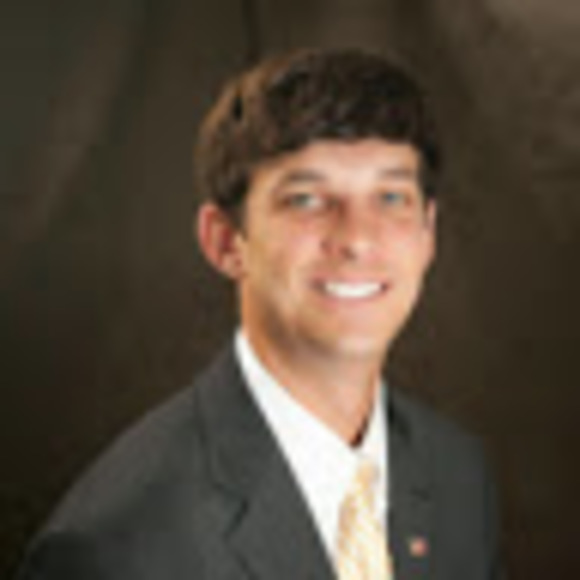 Profile Picture of Hayes Hofstadter (@hayeshof) on Poshmark