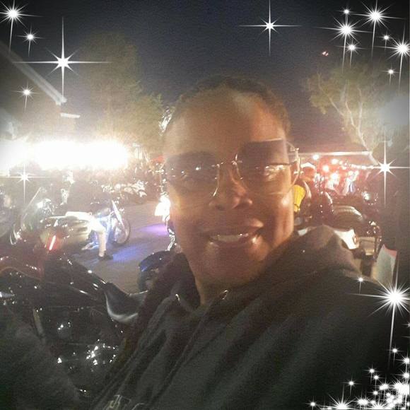 Profile Picture of Samantha Meaders (@sameda96) on Poshmark