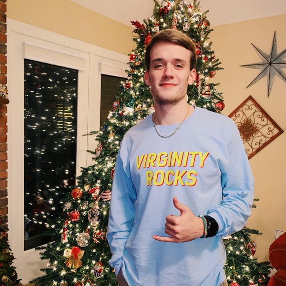 Profile Picture of Garrett Troxler (@gtroxler98) on Poshmark