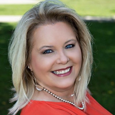 Profile Picture of Angie McCurdy (@amsouthernprop) on Twitter