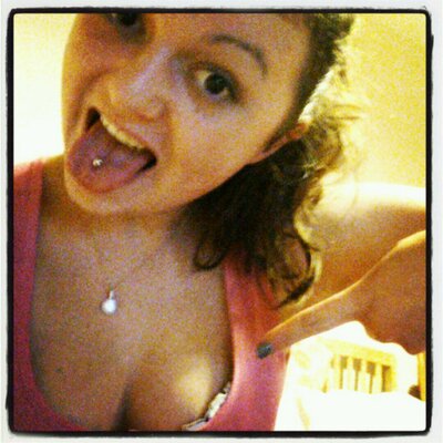 Profile Picture of Vicky Marshall (@ViiCKY1993) on Twitter