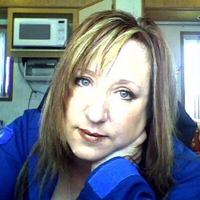Profile Picture of Cassandra Scherer (@lemonteamango) on Twitter