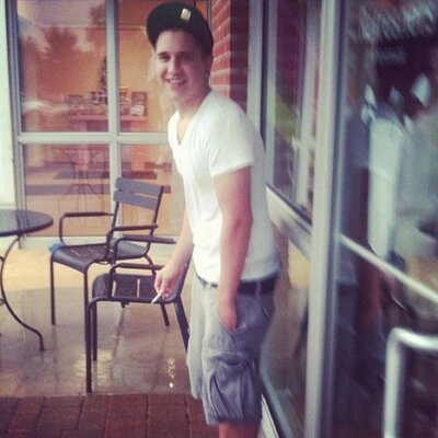 Profile Picture of Sean Szill (@S_Zill) on Twitter