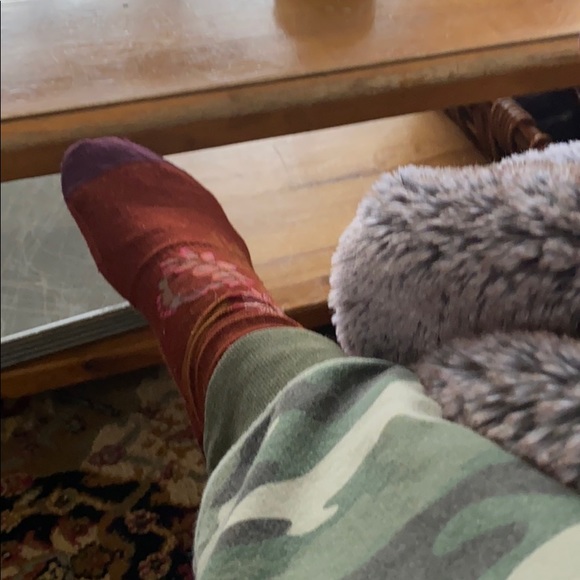 Kris Fieldseth - Poshmark Profile Picture of Kris Fieldseth (@krisfieldseth) on Poshmark