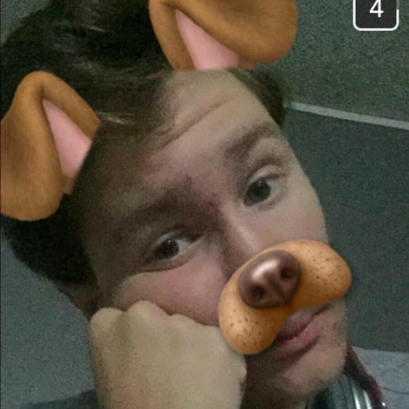 Profile Picture of Jonathan Damron (@j8bosb) on Poshmark