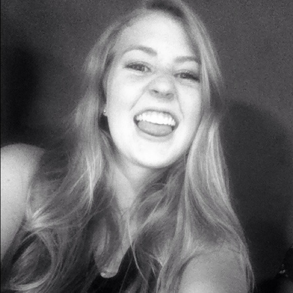 Profile Picture of Jessie Fridlund (@jessiefridlund) on Poshmark