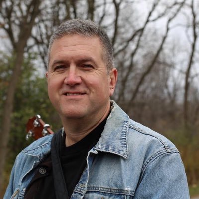 Profile Picture of Dan Dyer (@dandyerofficial) on Twitter