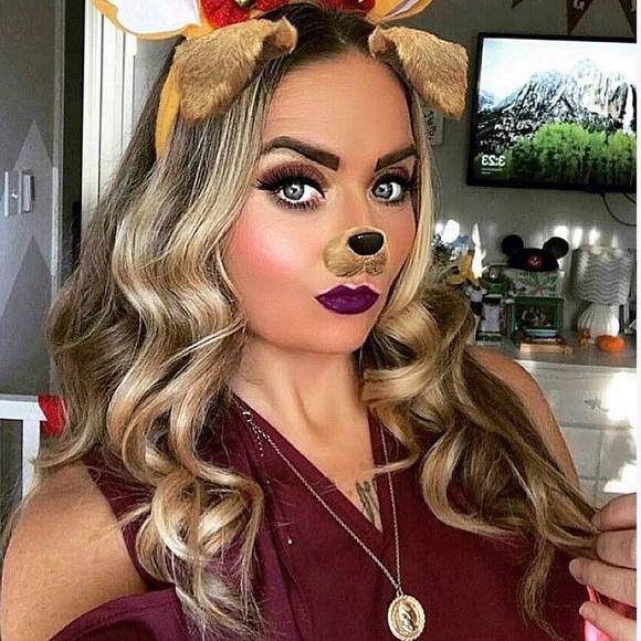 Profile Picture of Tracy Mulcahy (@tracymulcahy) on Poshmark