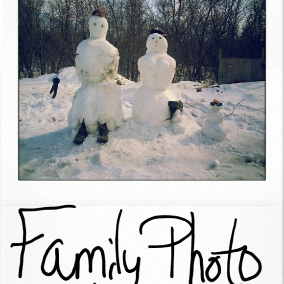 Profile Picture of Brittany Decouteau (@brittbrittbrown) on Poshmark