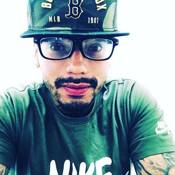 Profile Picture of Primos Primos (@primosprimos) on Poshmark