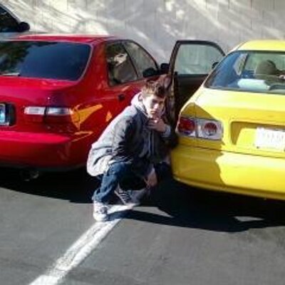 Profile Picture of Martin Bernardino (@TheYellowBandit) on Twitter