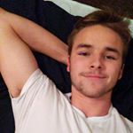 Profile Picture of Isaac saxton-knight (@lilac_pilot) on Instagram