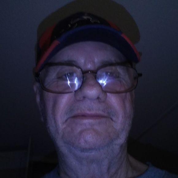 Profile Picture of James Vinson (@jawsmamy) on Poshmark