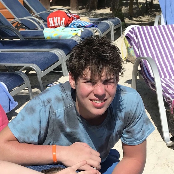 Profile Picture of Garet Scherler (@garetscherler) on Poshmark