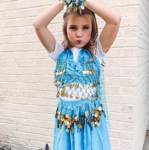 Profile Picture of Susan Truxell (@susantruxell) on Poshmark