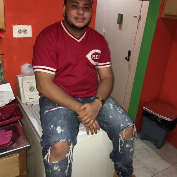 Profile Picture of Pablo Rodriguez (@pablitojoel) on Poshmark