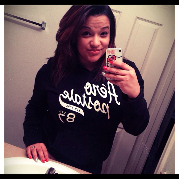 Profile Picture of Angela Gutierrez (@angiemercy) on Poshmark